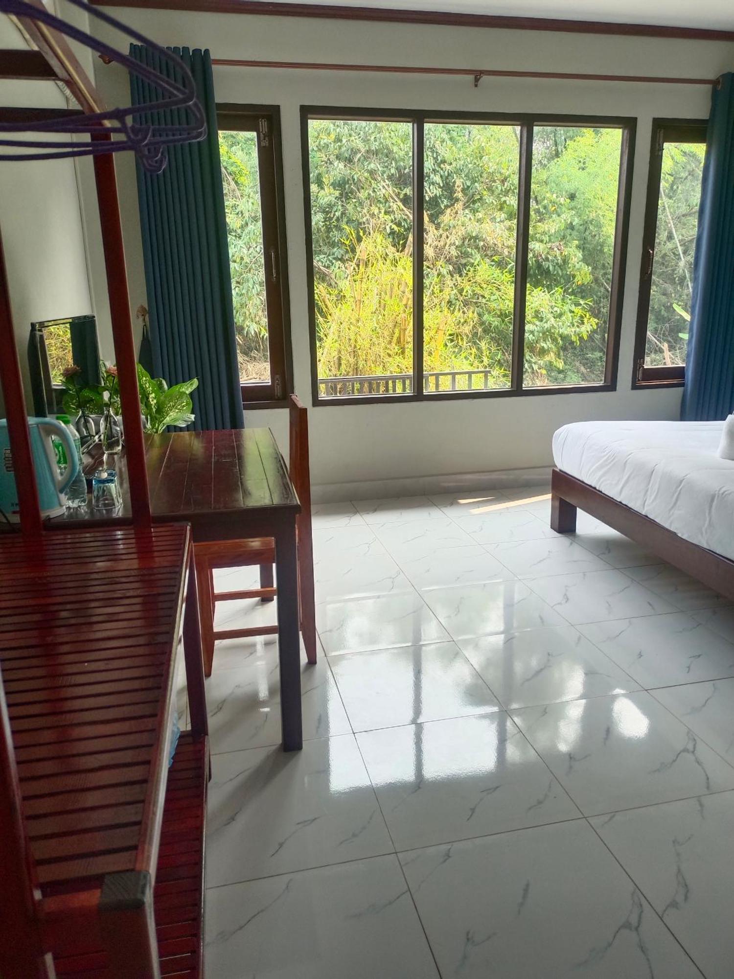 Vang Vieng Champa Hotel Dış mekan fotoğraf